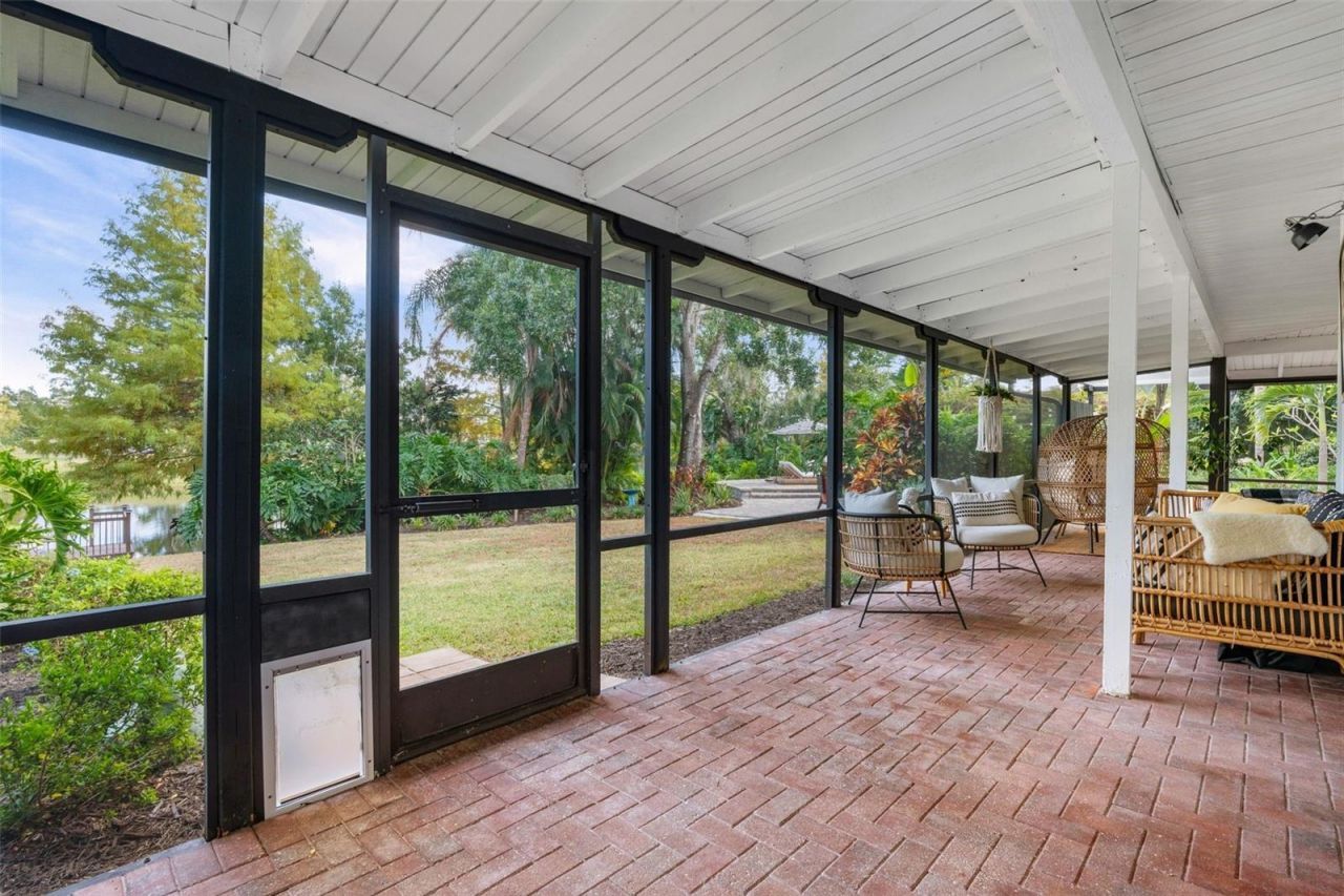 6349 Ravenwood Way, Sarasota, FL 34243 Photo