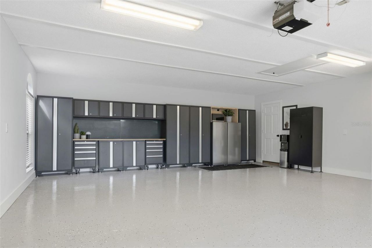 6349 Ravenwood Way, Sarasota, FL 34243 Photo