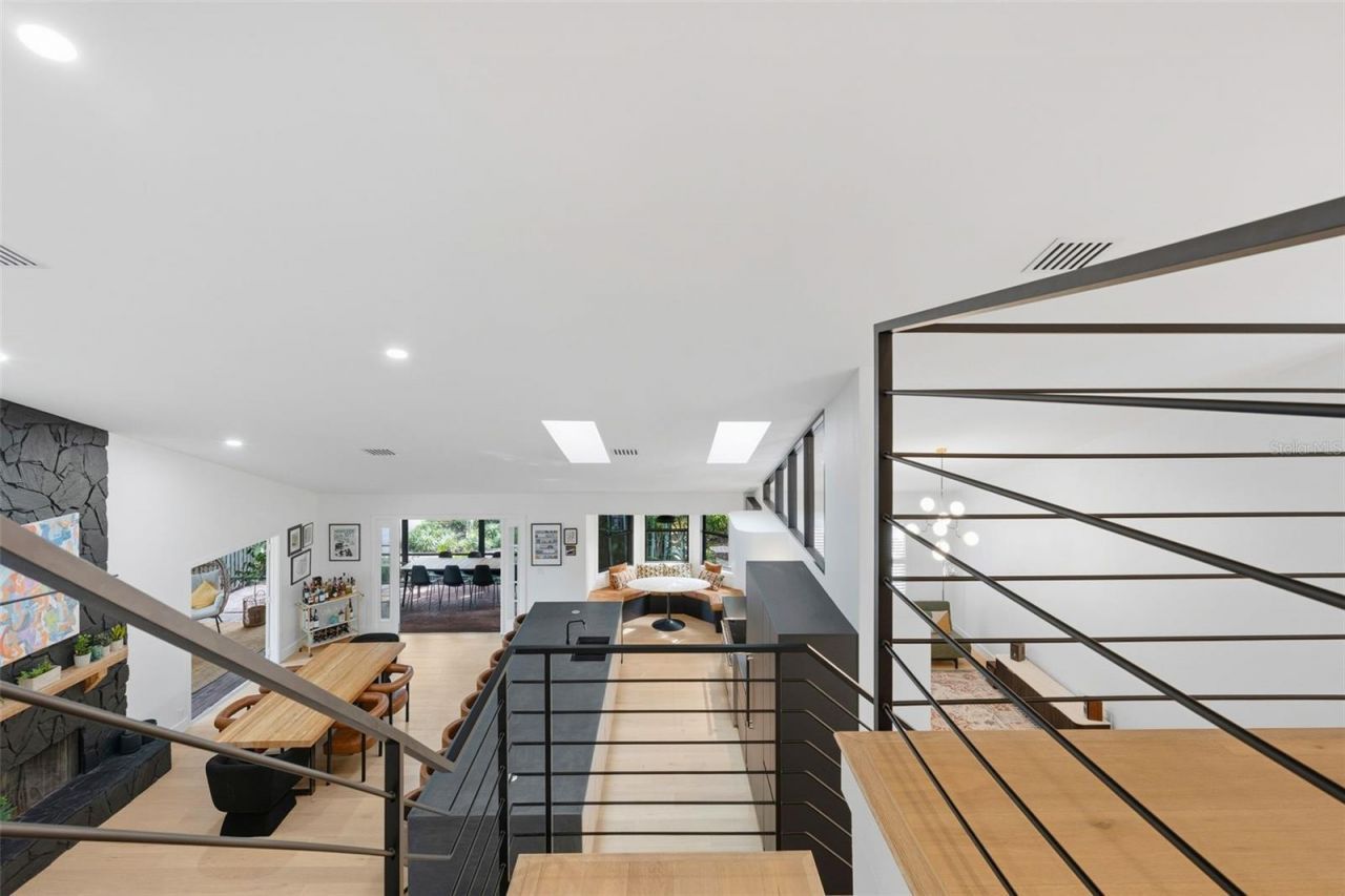 6349 Ravenwood Way, Sarasota, FL 34243 Photo