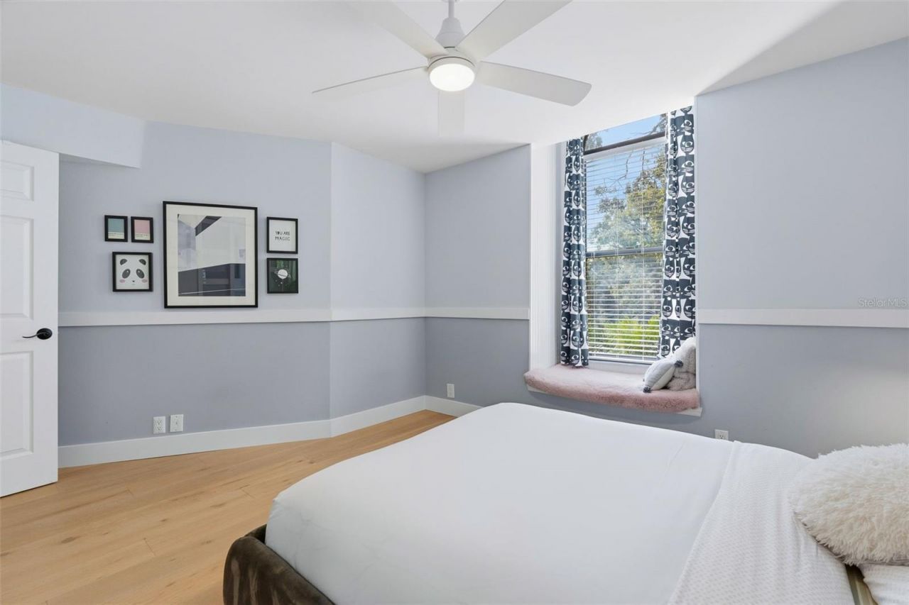 6349 Ravenwood Way, Sarasota, FL 34243 Photo