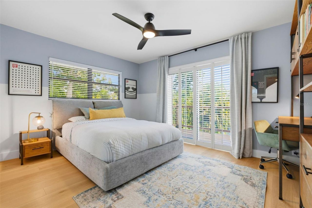 6349 Ravenwood Way, Sarasota, FL 34243 Photo