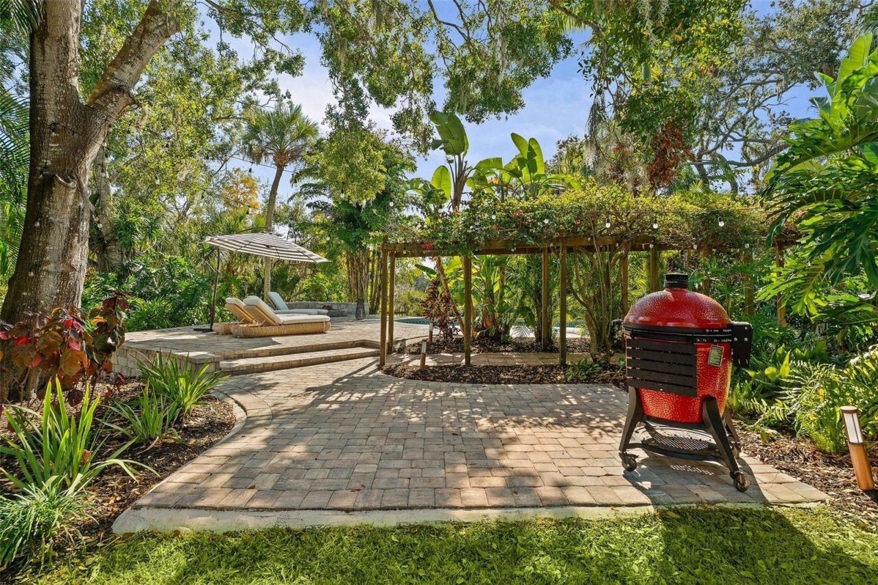 6349 Ravenwood Way, Sarasota, FL 34243 Photo