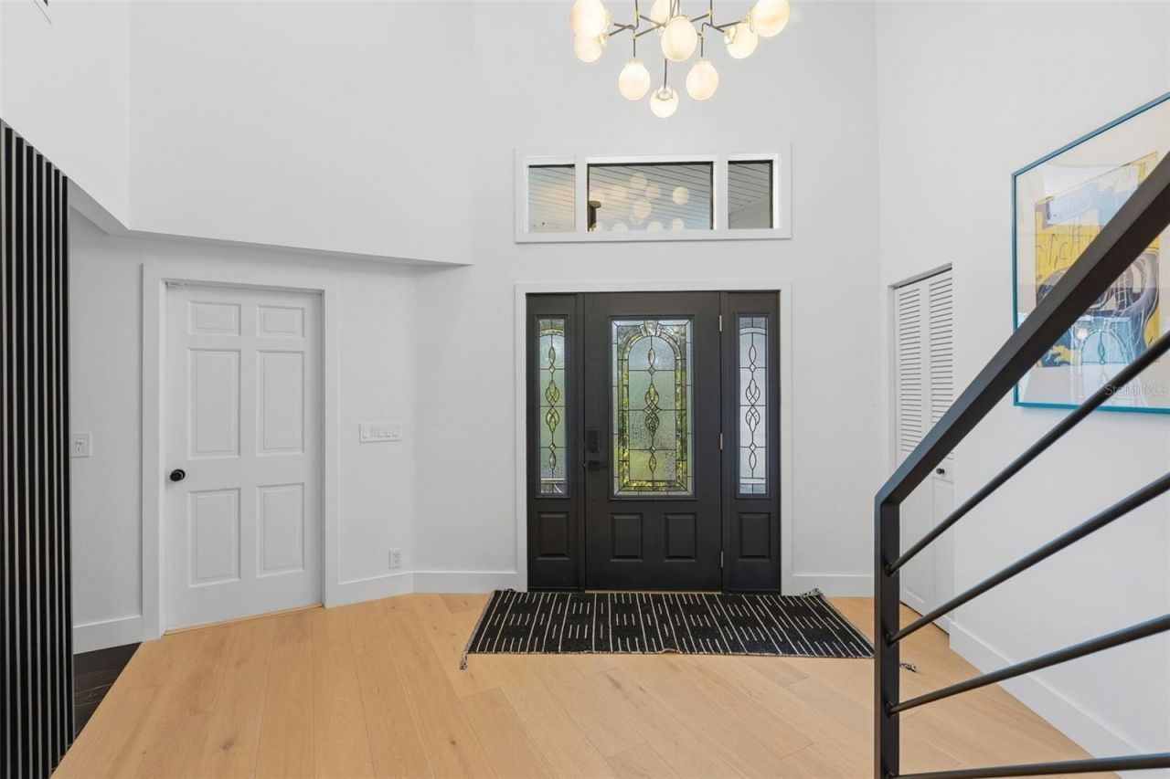 6349 Ravenwood Way, Sarasota, FL 34243 Photo