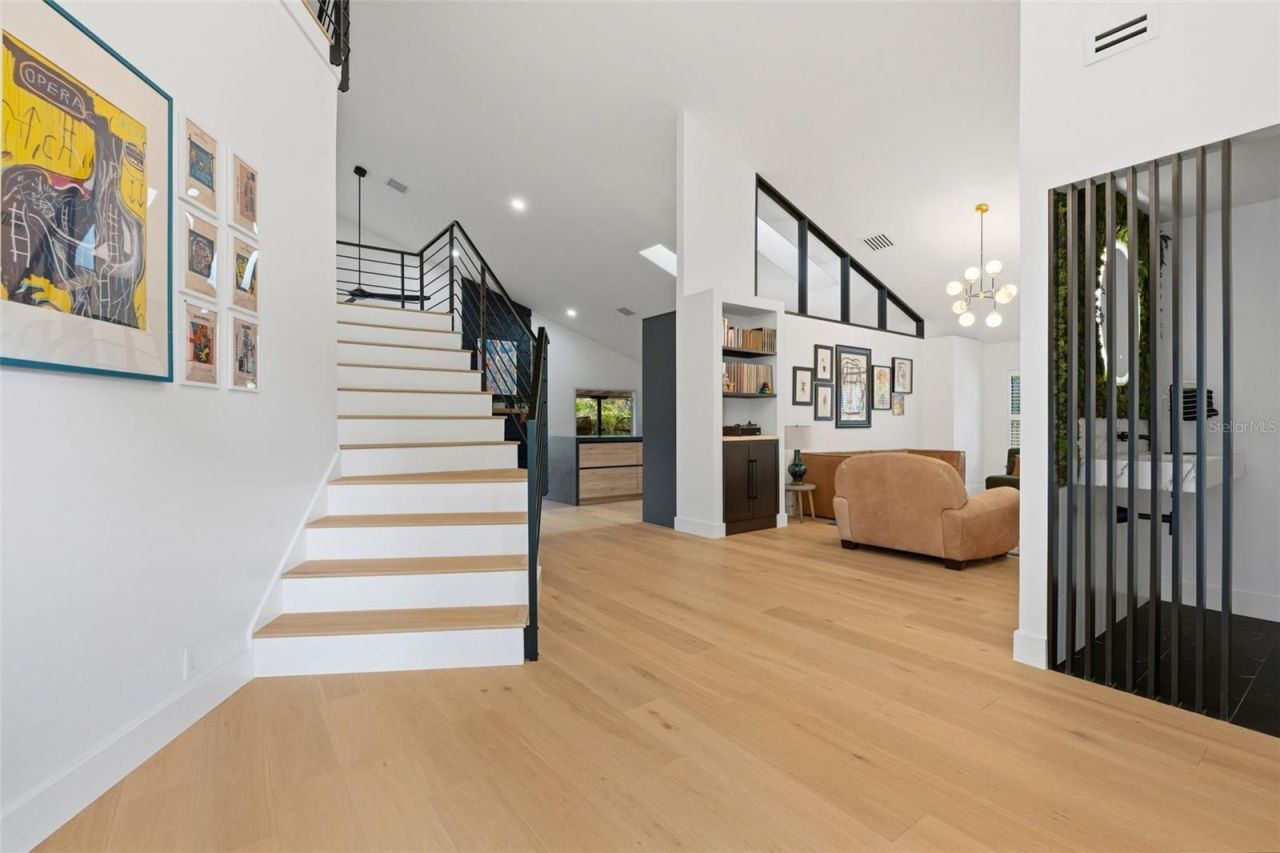 6349 Ravenwood Way, Sarasota, FL 34243 Photo