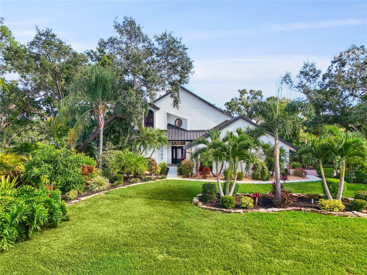 6349 Ravenwood Way, Sarasota, FL 34243 Photo