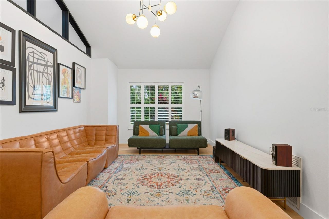 6349 Ravenwood Way, Sarasota, FL 34243 Photo