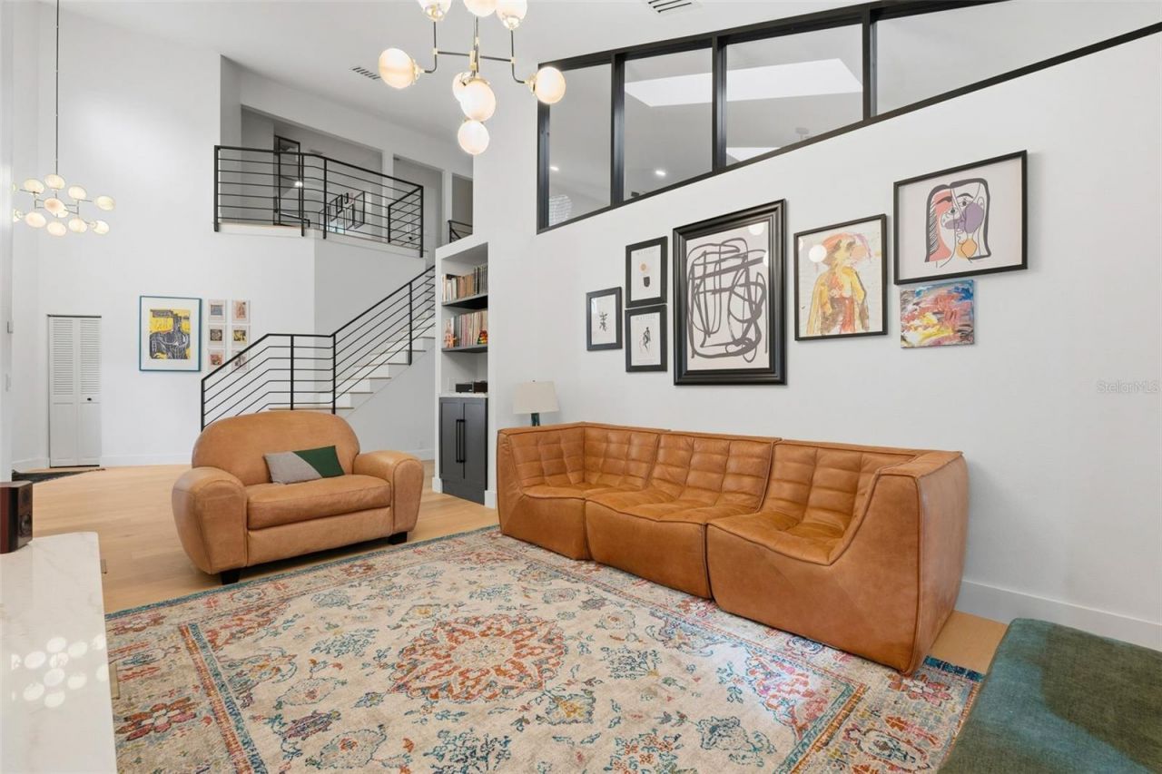 6349 Ravenwood Way, Sarasota, FL 34243 Photo