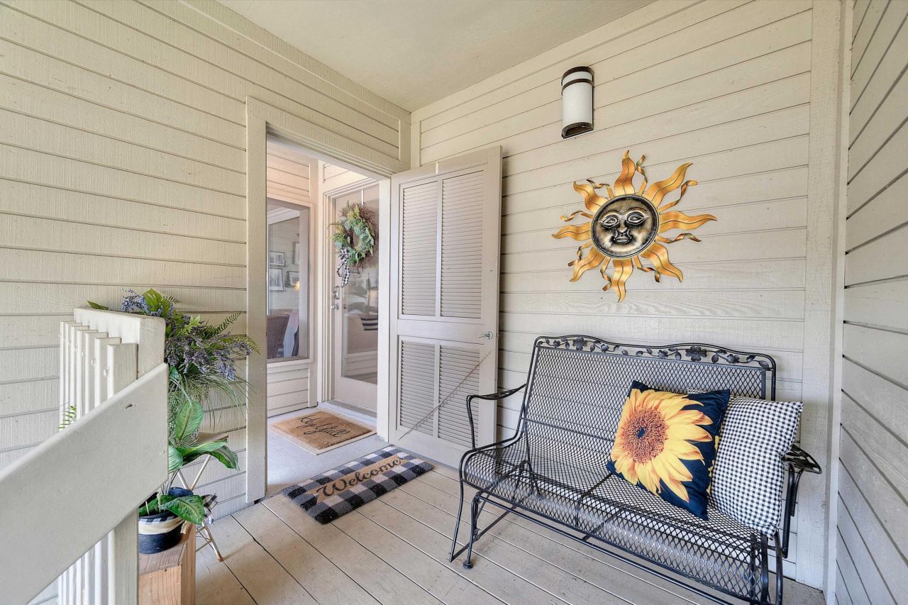 1640 Live Oak Park Photo 6