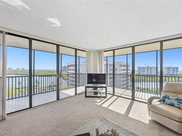 11 Bluebill AVE, Unit 1006, NAPLES, FL 34108