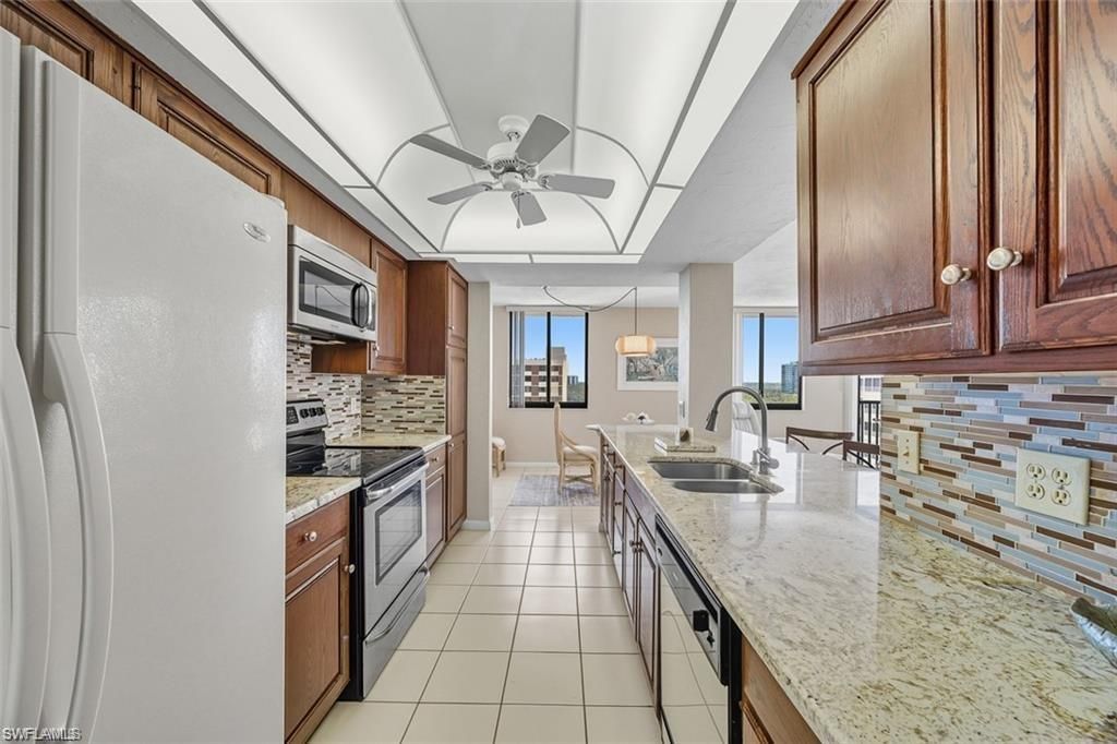 11 Bluebill Ave, Unit 1006, Naples, FL 34108 Photo