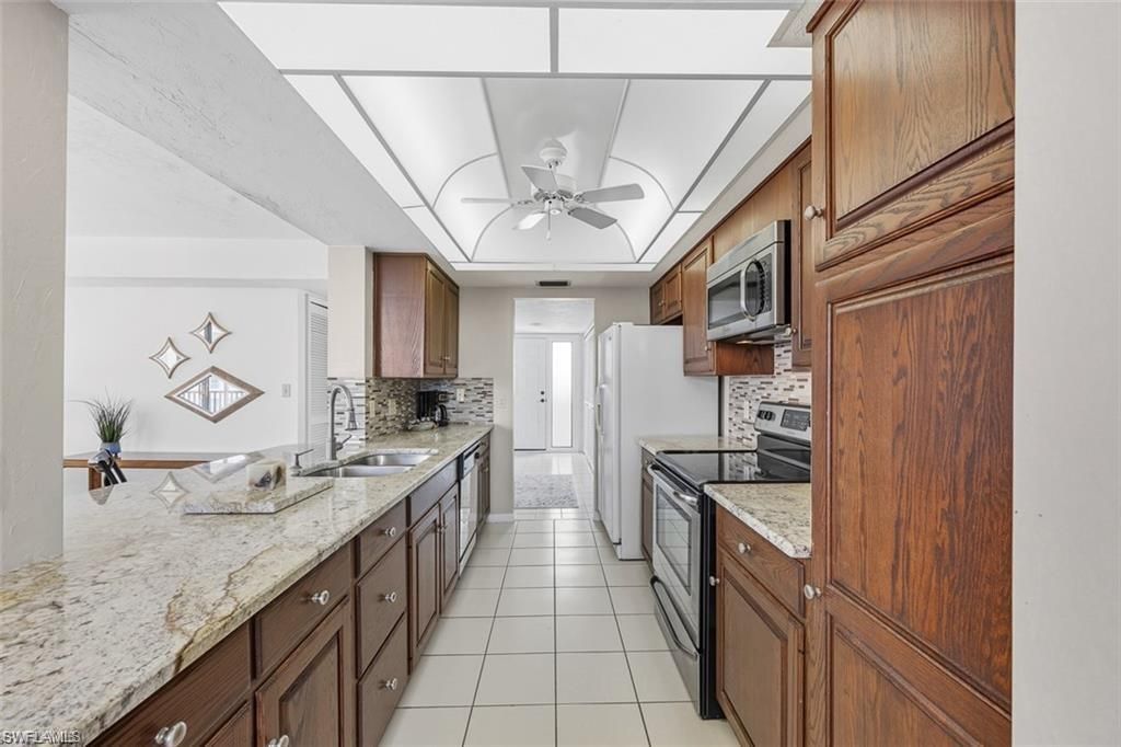 11 Bluebill Ave, Unit 1006, Naples, FL 34108 Photo