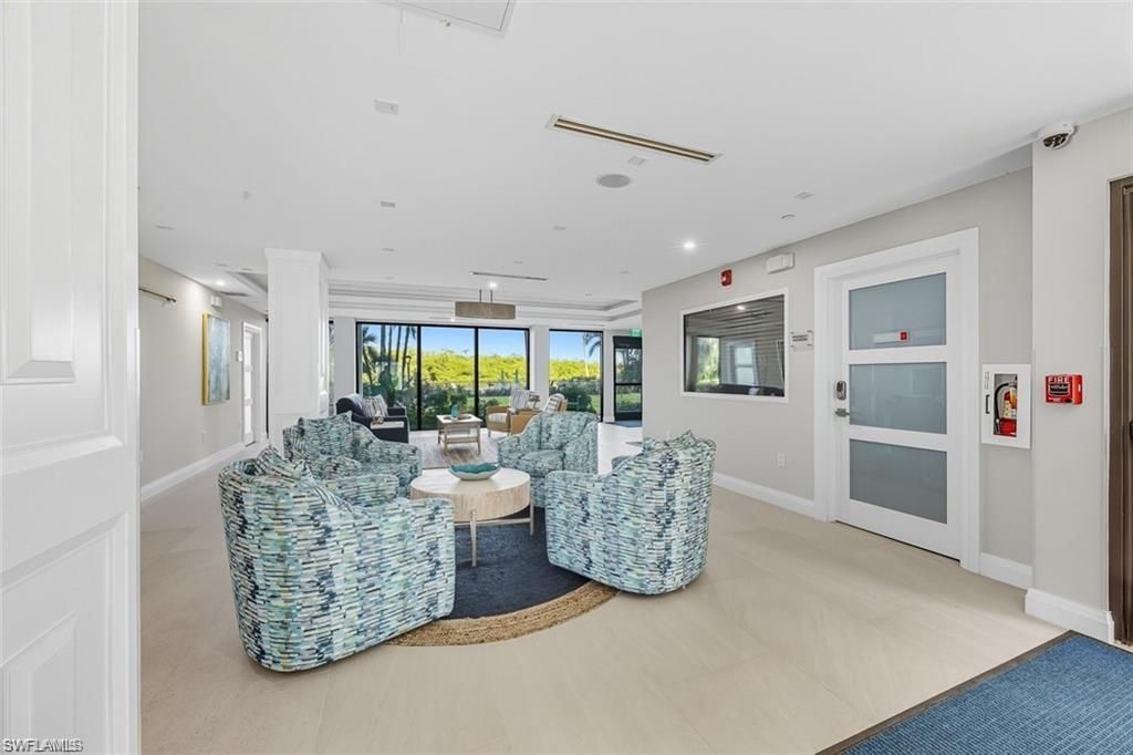 11 Bluebill Ave, Unit 1006, Naples, FL 34108 Photo