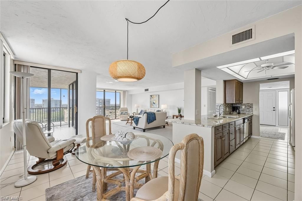 11 Bluebill Ave, Unit 1006, Naples, FL 34108 Photo