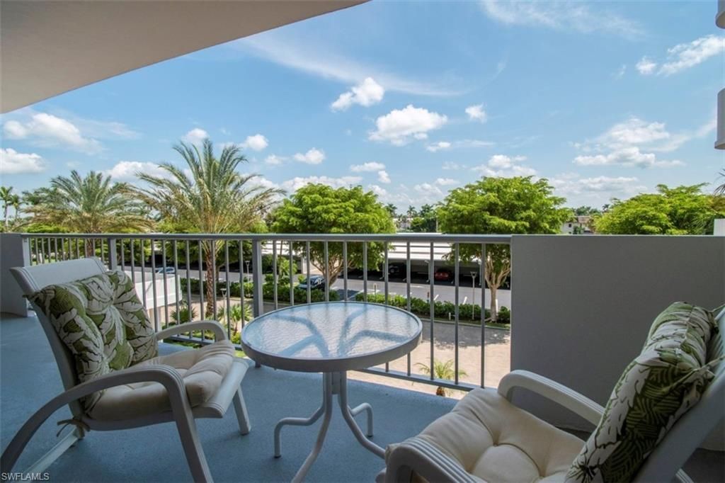 140 Seaview Ct, Unit 304S, Marco Island, FL 34145 Photo