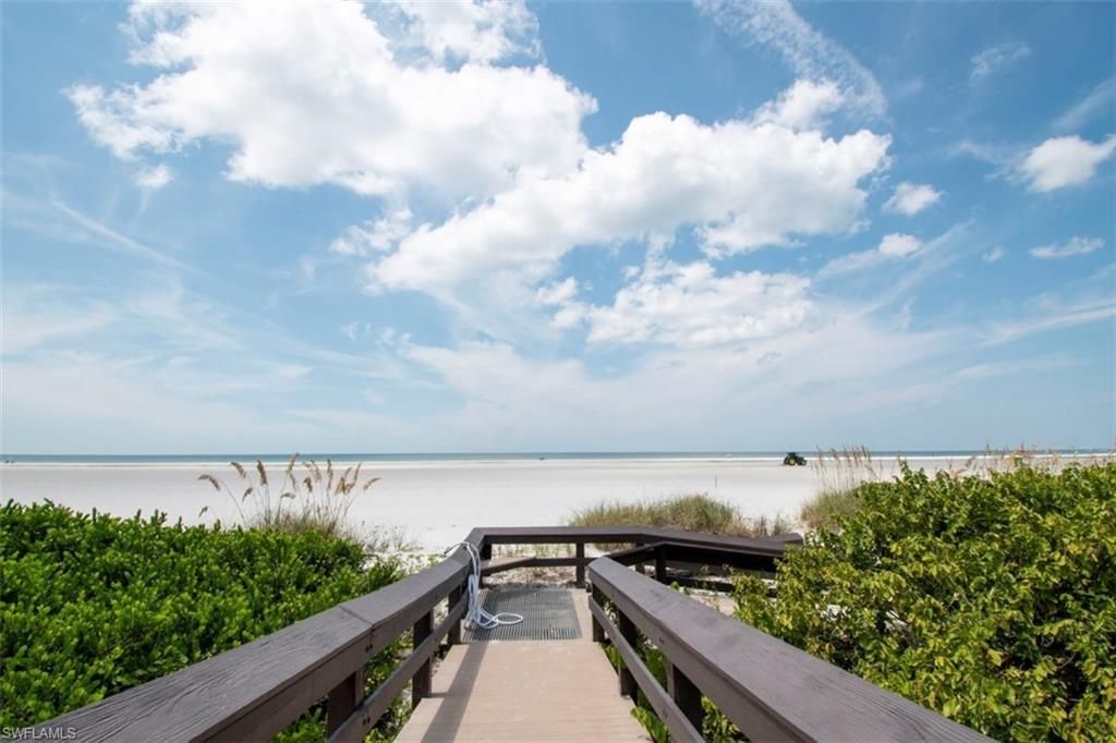 140 Seaview Ct, Unit 304S, Marco Island, FL 34145 Photo
