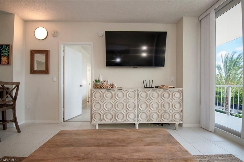 140 Seaview Ct, Unit 304S, Marco Island, FL 34145 Photo