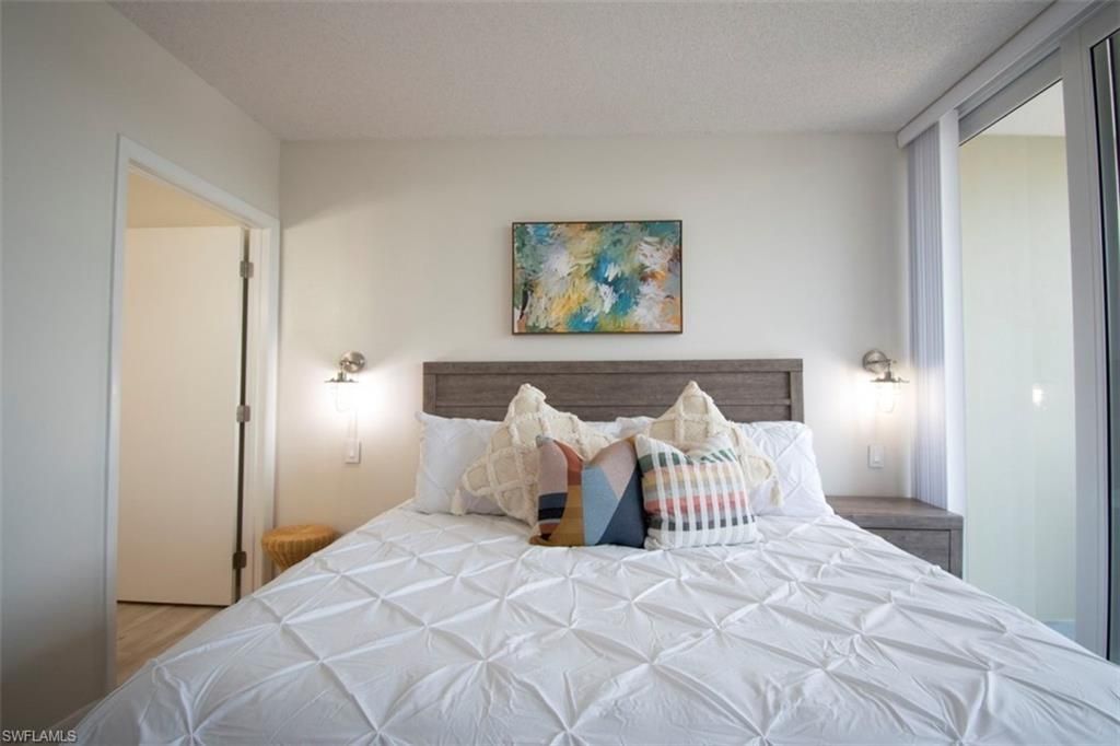 140 Seaview Ct, Unit 304S, Marco Island, FL 34145 Photo