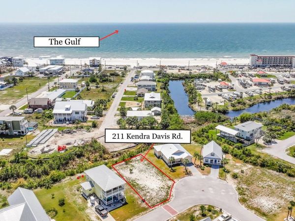 211 Kendra Davis Boulevard, Mexico Beach, FL 32456