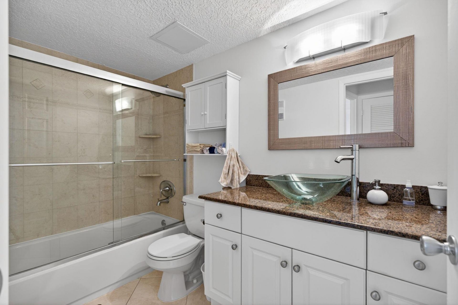 109 Paradise Harbour Boulevard, Unit 409, North Palm Beach, FL 33408 Photo