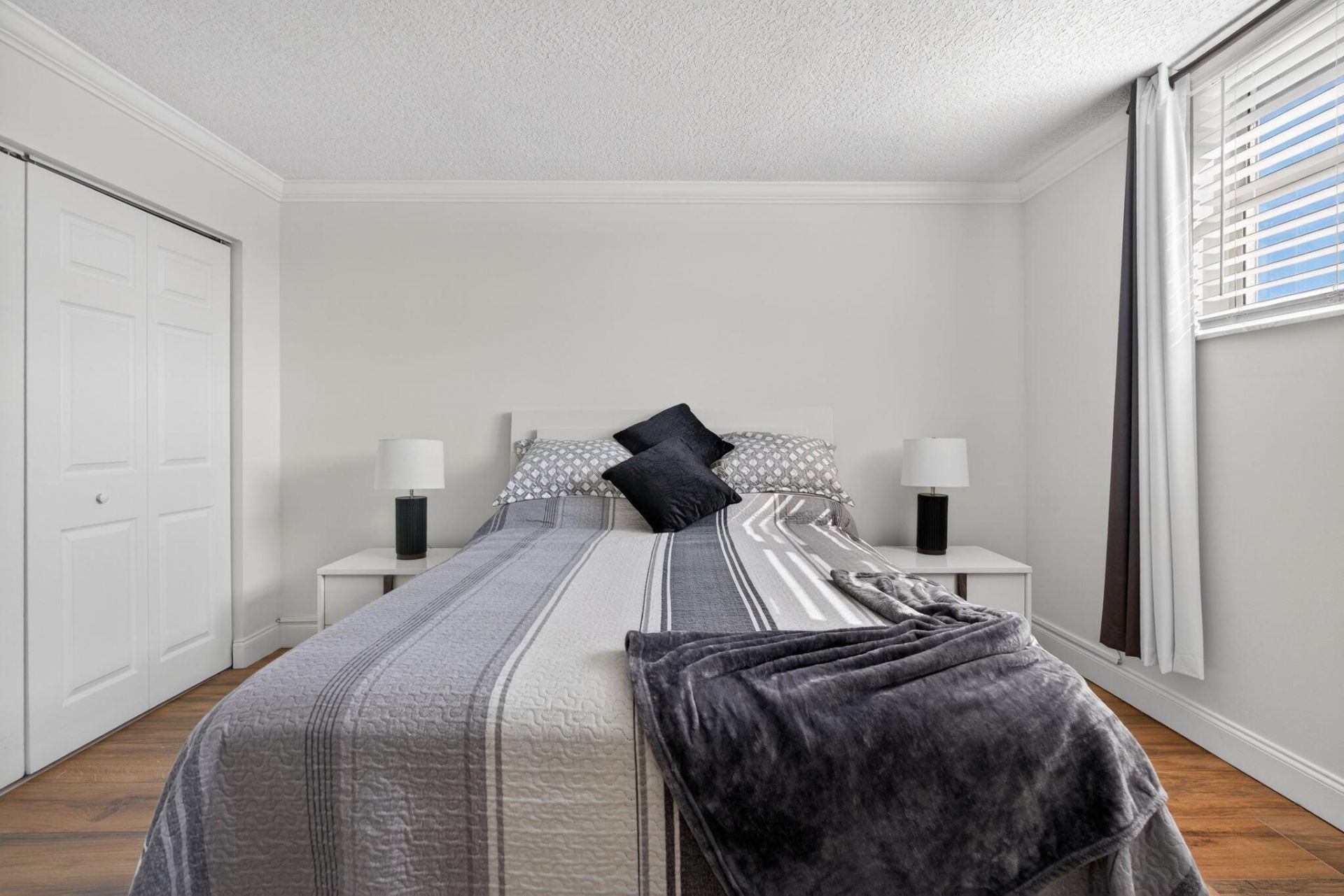 109 Paradise Harbour Boulevard, Unit 409, North Palm Beach, FL 33408 Photo