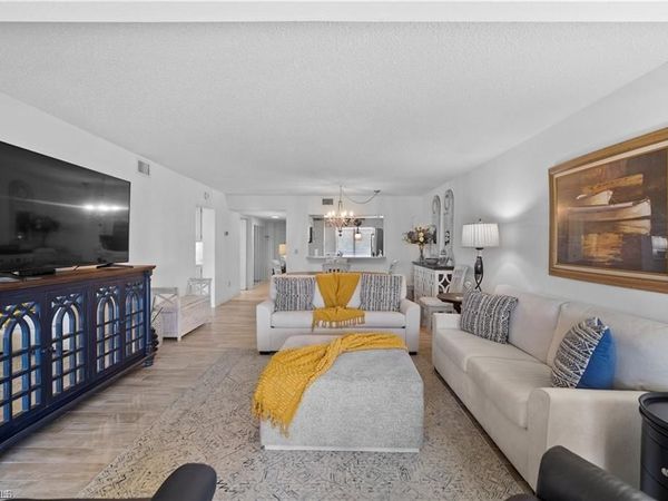 7430 Lake Breeze DR, Unit 402, FORT MYERS, FL 33907