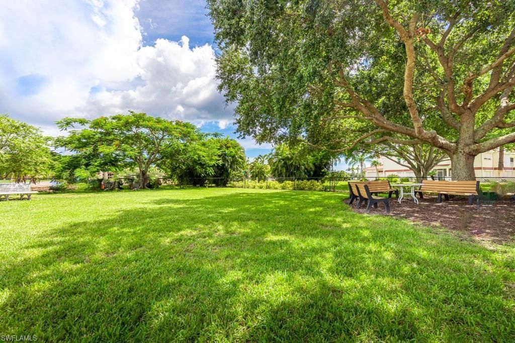 7430 Lake Breeze Dr, Unit 402, Fort Myers, FL 33907 Photo