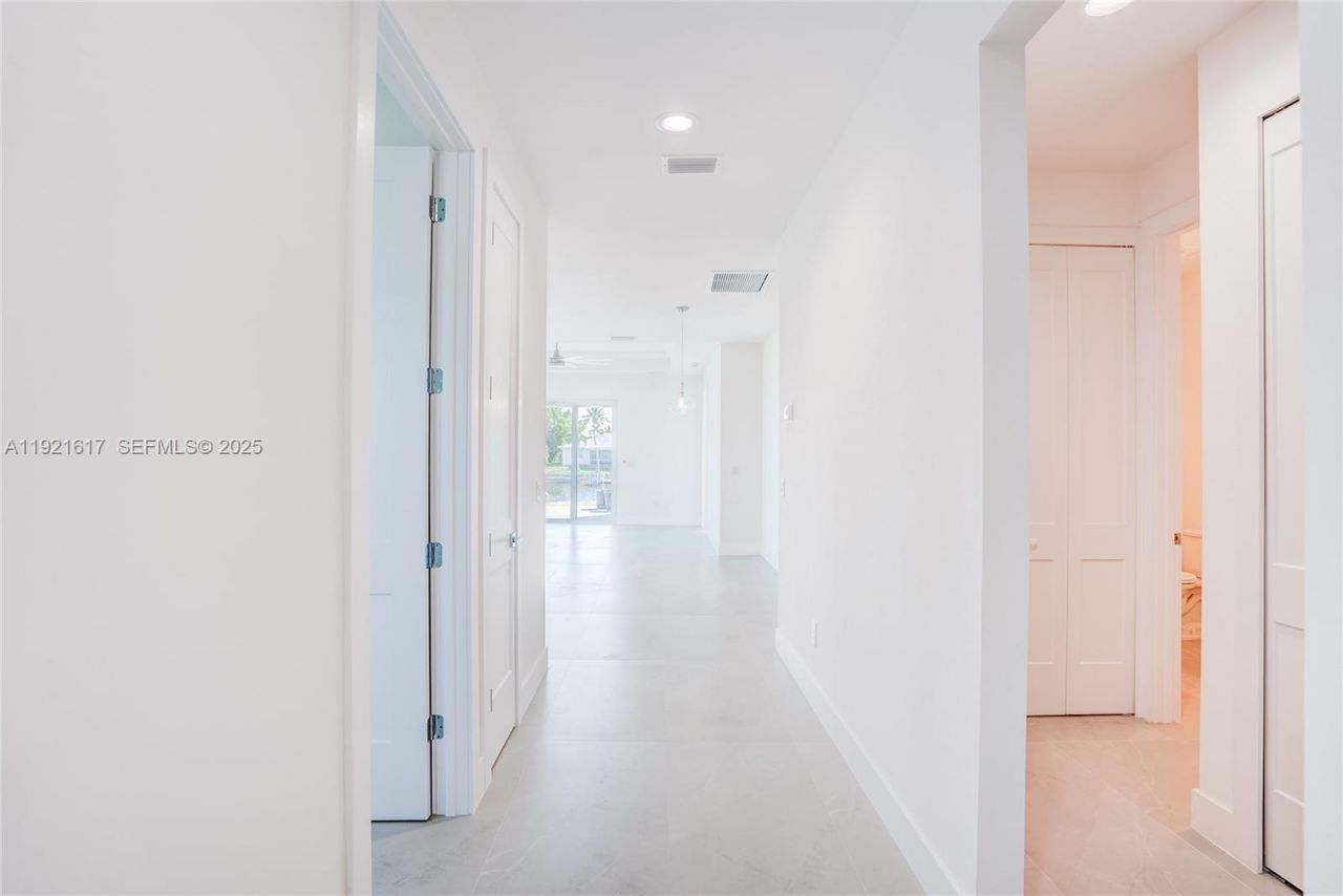 3802 SE 12th Ave., Cape Coral, FL 33904 Photo