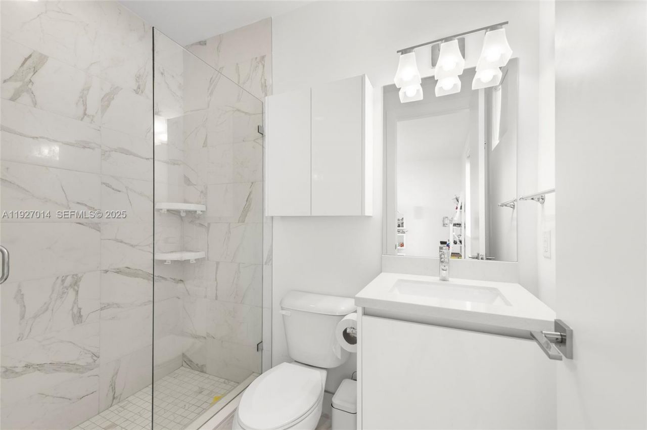 7455 NW 103rd Pl, Doral, FL 33178 Photo