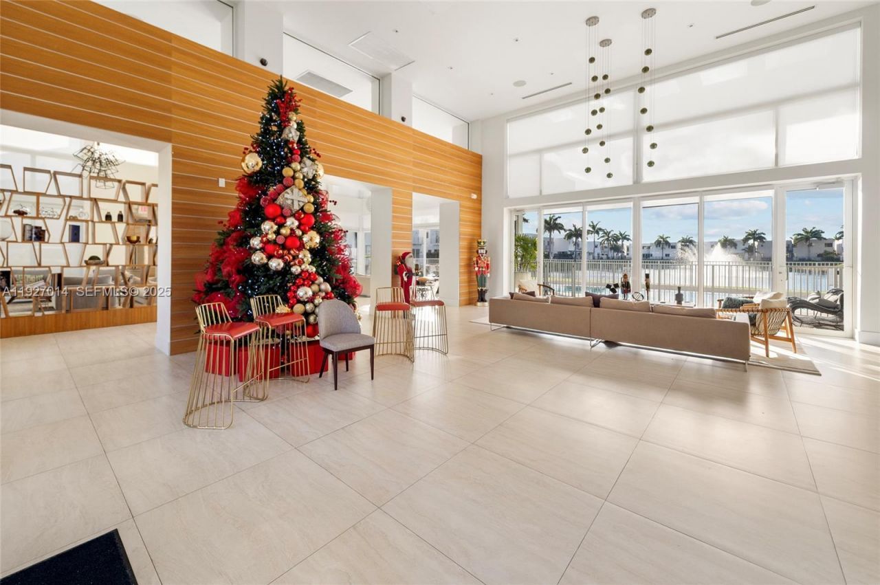 7455 NW 103rd Pl, Doral, FL 33178 Photo