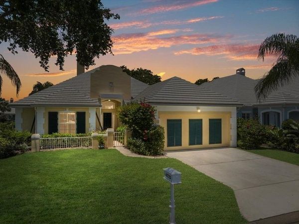4775 Saint James Avenue, Vero Beach, FL 32967