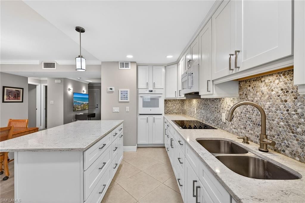 788 Park Shore Dr, Unit C10, Naples, FL 34103 Photo