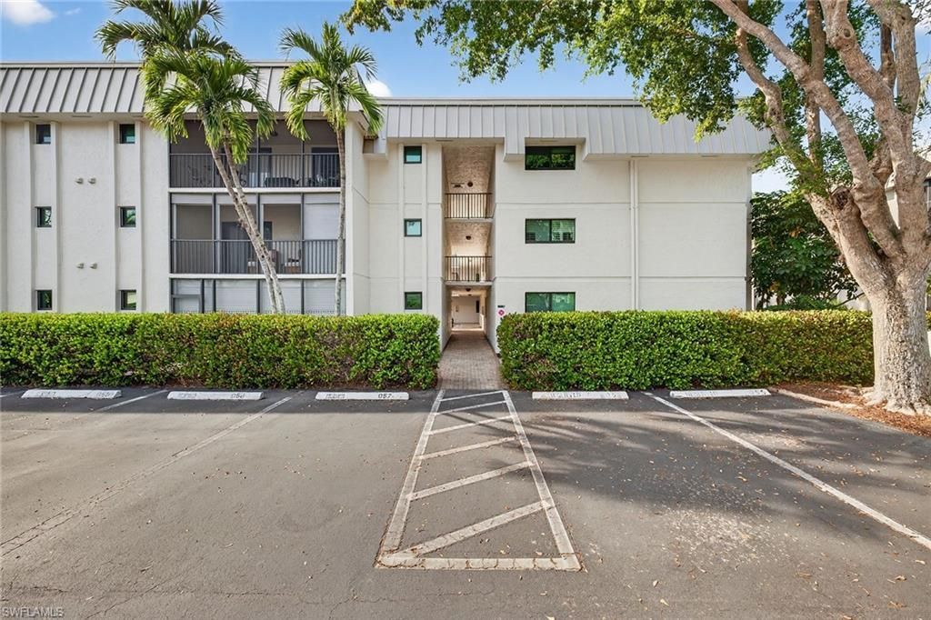 788 Park Shore Dr, Unit C10, Naples, FL 34103 Photo