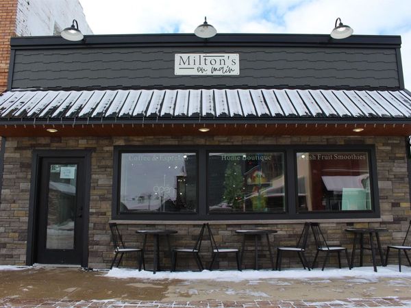 413 N Main Street, Lake View, IA 51450