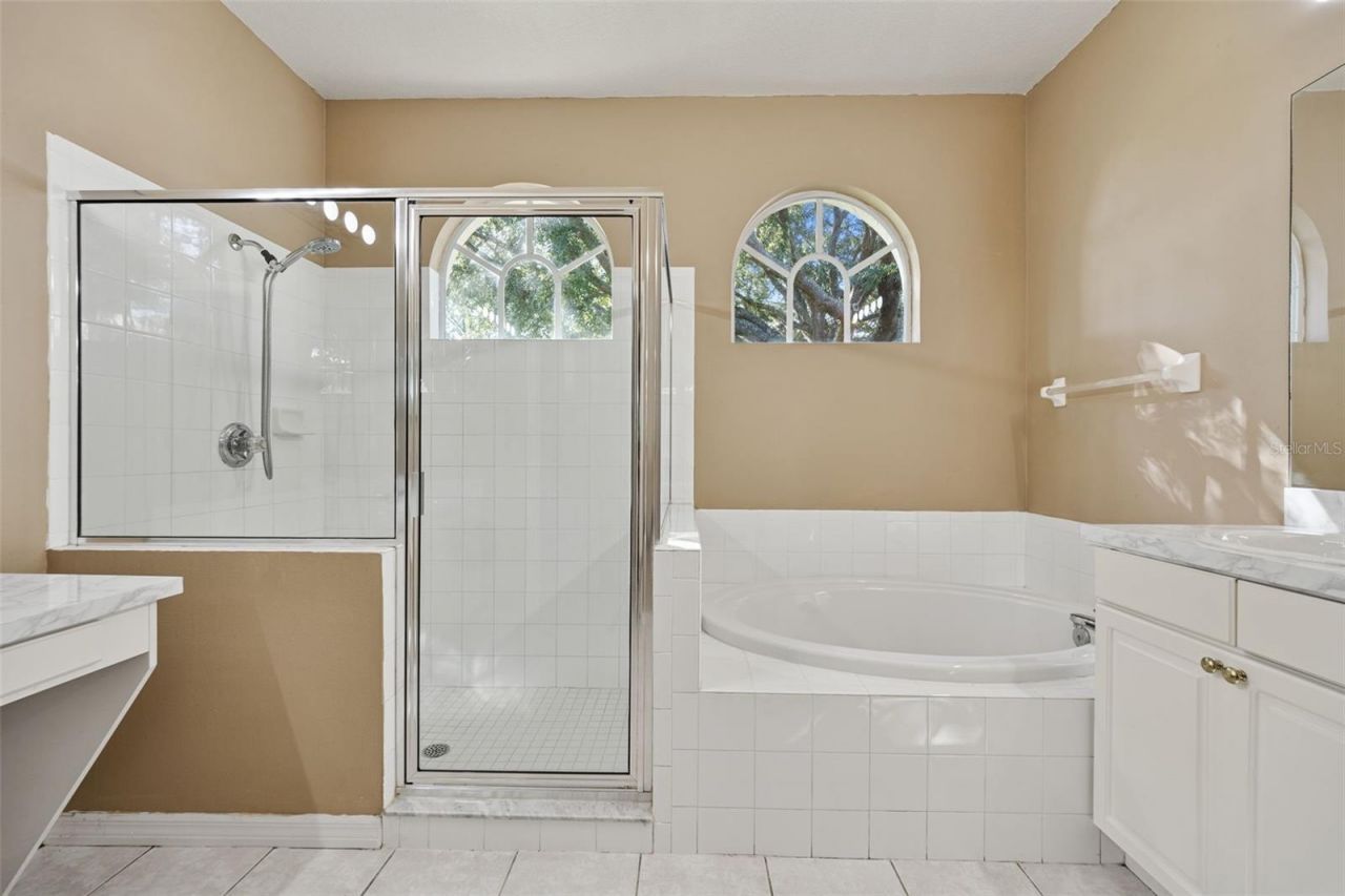 1452 Kensington Woods Drive, Lutz, FL 33549 Photo