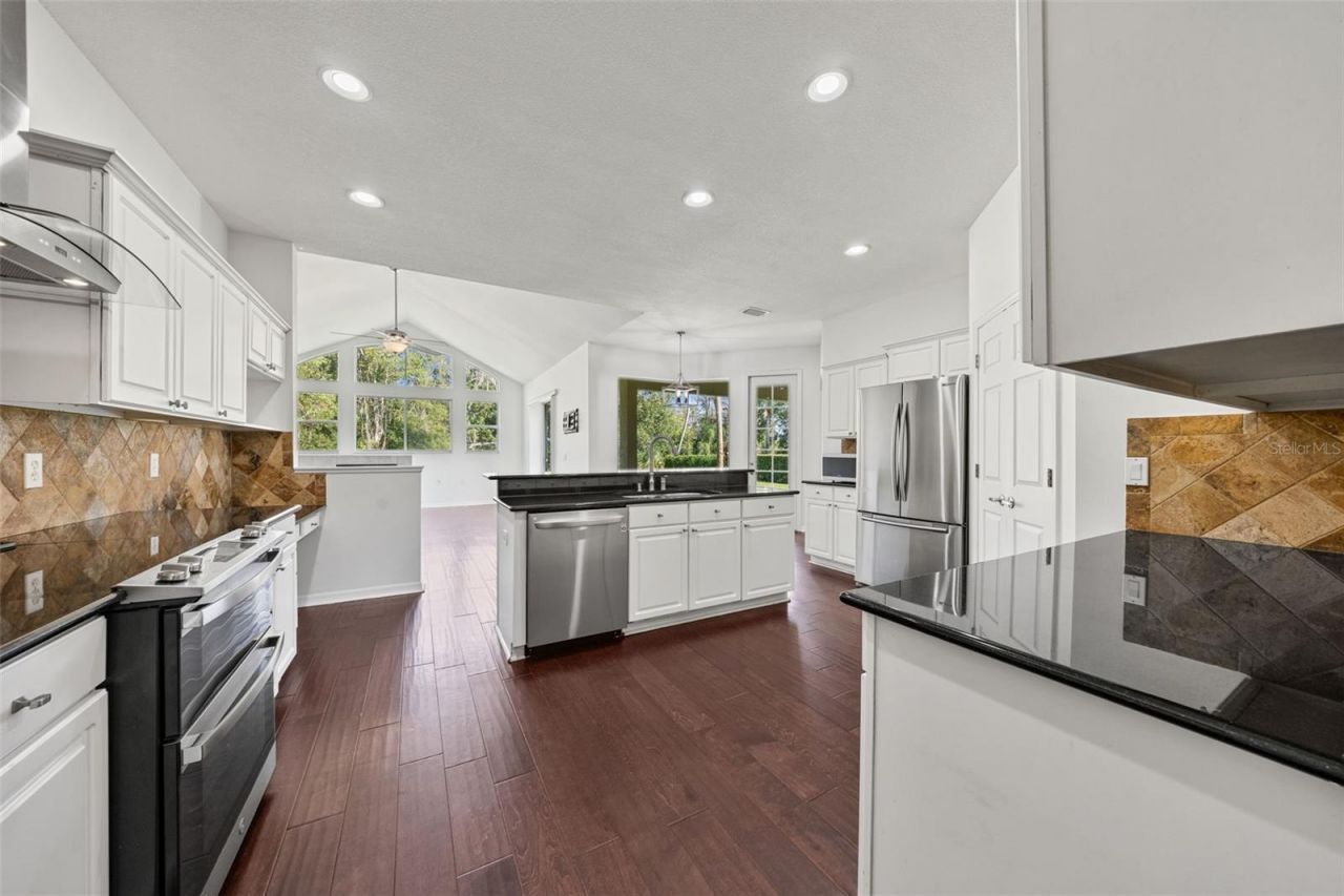 1452 Kensington Woods Drive, Lutz, FL 33549 Photo