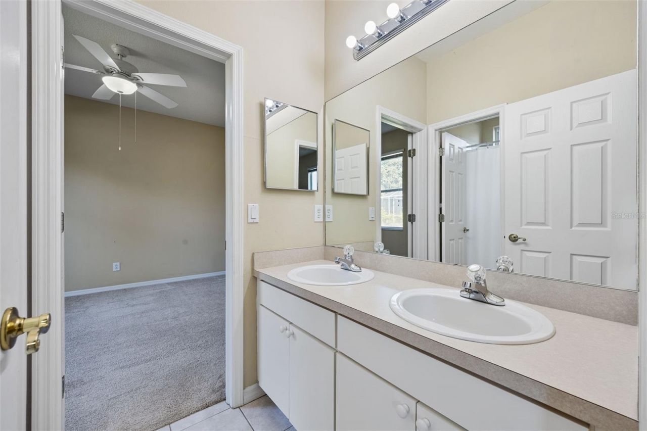 1452 Kensington Woods Drive, Lutz, FL 33549 Photo