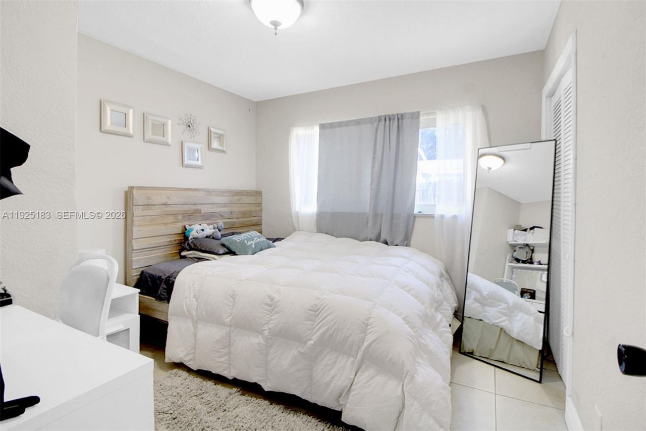 6810 Farragut St, Hollywood, FL 33024 Photo