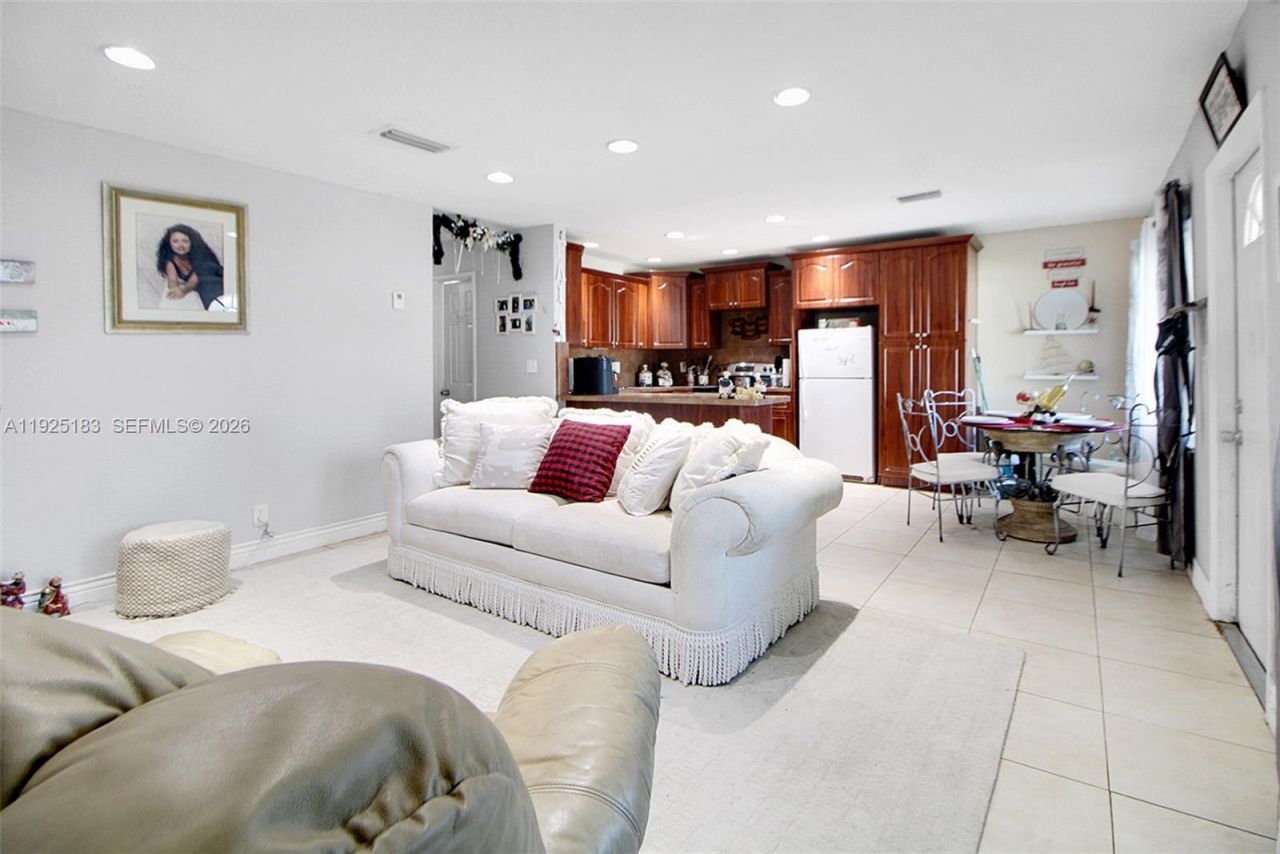 6810 Farragut St, Hollywood, FL 33024 Photo