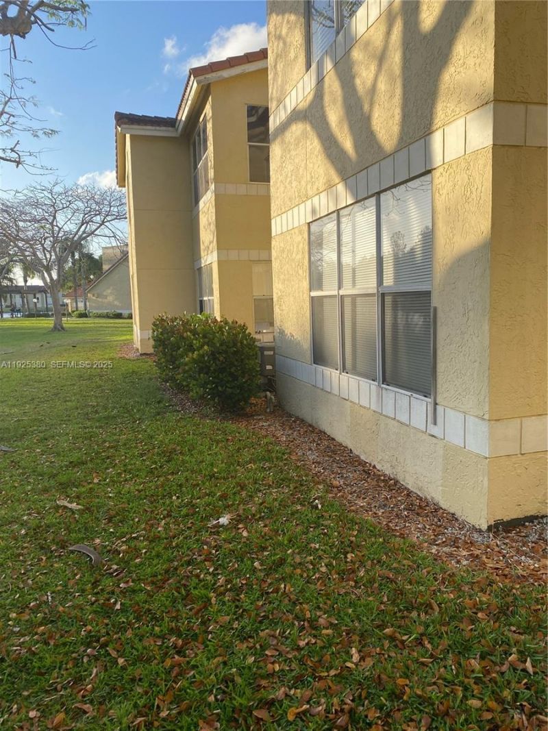 701 Vista Isles Dr, Unit 1627, Sunrise, FL 33325 Photo