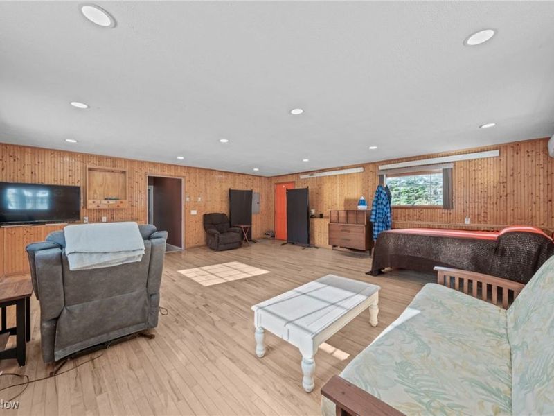 6473 Tanglewood Lane, Seven Hills, OH 44131 Photo 38