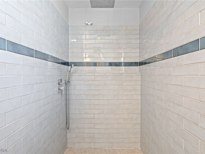 6473 Tanglewood Lane, Seven Hills, OH 44131 Photo 40