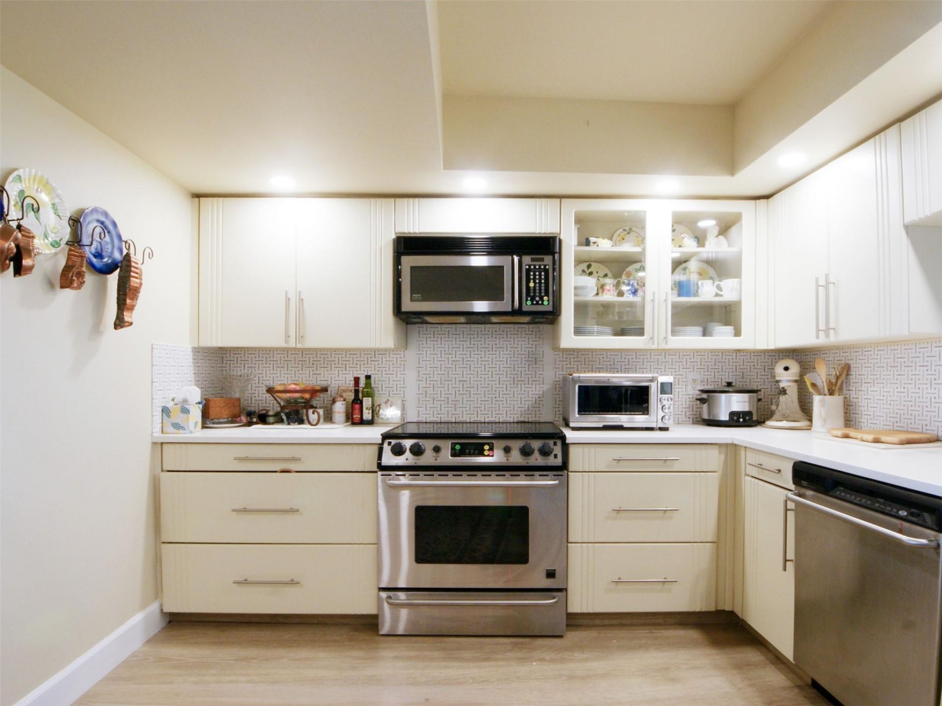 2480 Presidential Way, Unit 1703, West Palm Beach, FL 33401 Photo