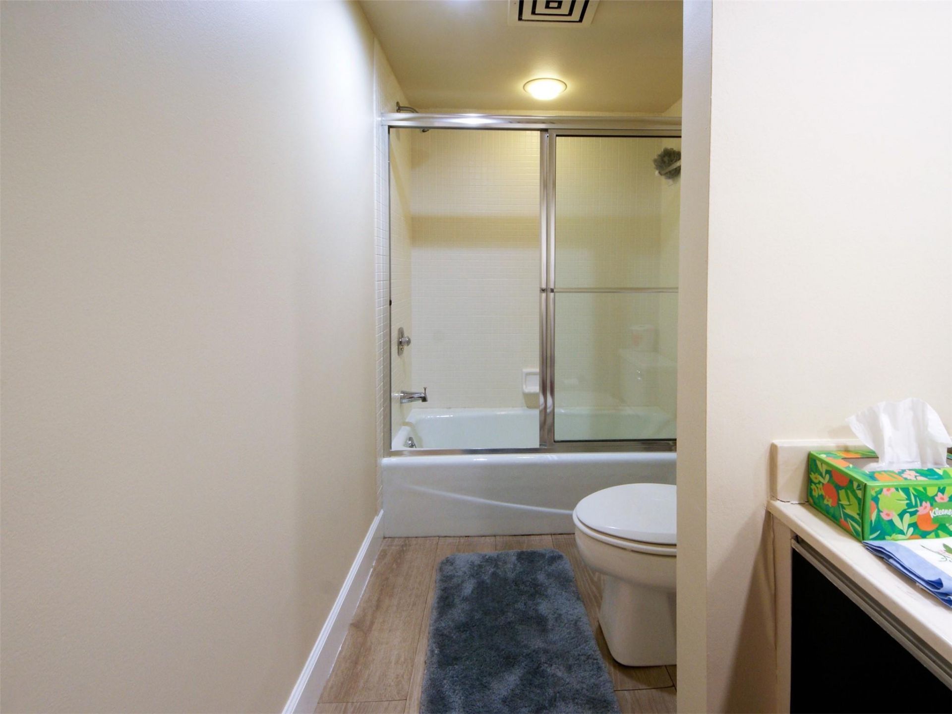 2480 Presidential Way, Unit 1703, West Palm Beach, FL 33401 Photo