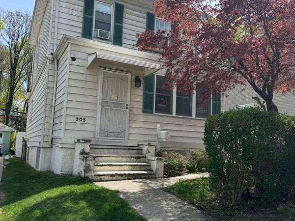 303 Glen Avenue, Staten Island, NY 10301