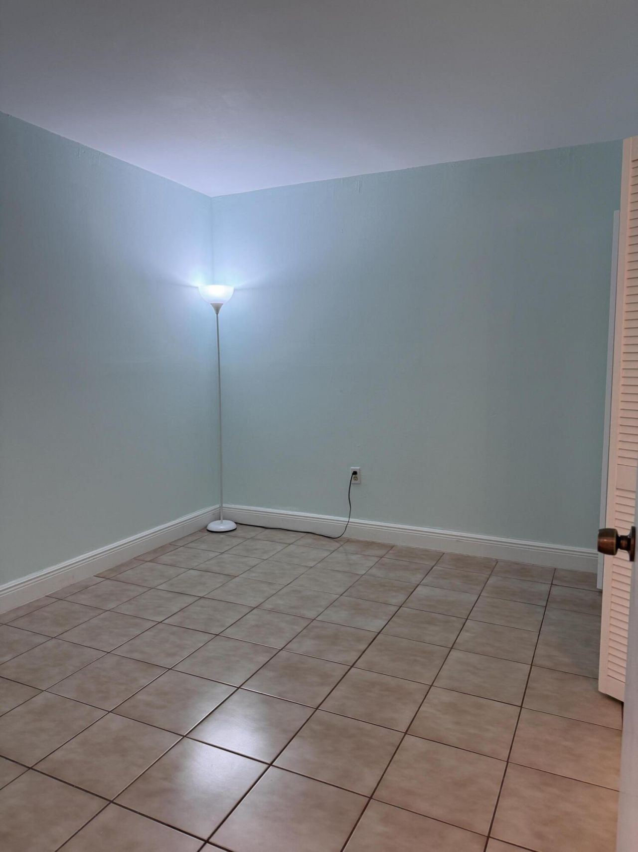 88540 Overseas Highway, Unit 203, Tavernier, FL 33070 Photo