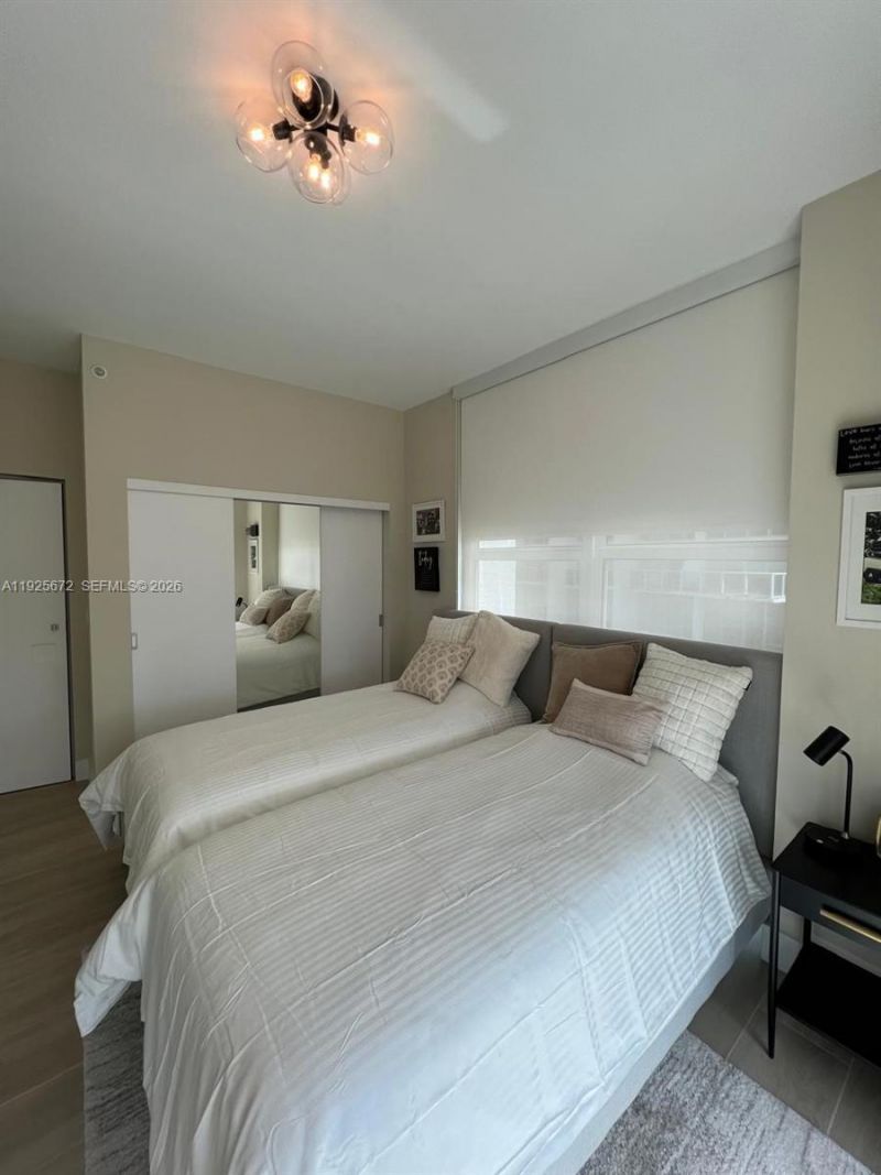 31 SE 5th St, Unit 3921, Miami, FL 33131 Photo