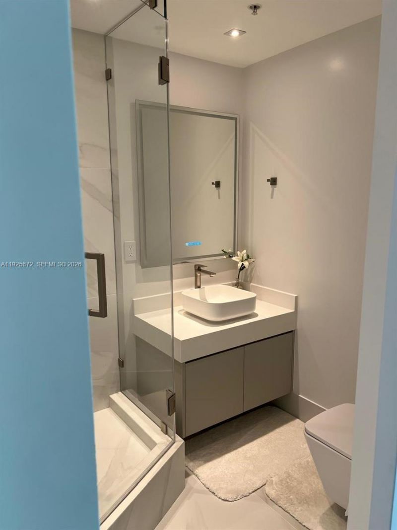 31 SE 5th St, Unit 3921, Miami, FL 33131 Photo