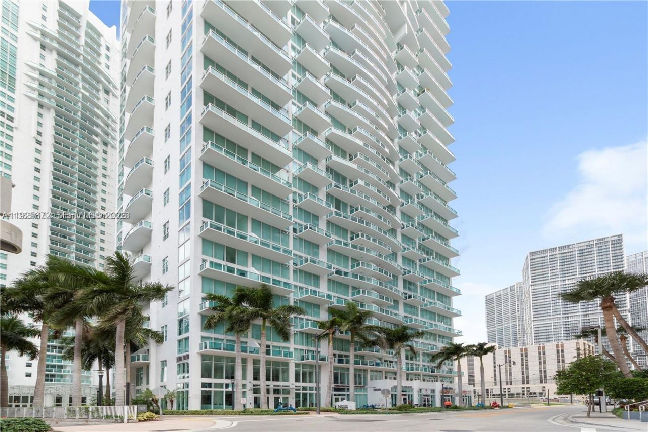 31 SE 5th St, Unit 3921, Miami, FL 33131 Photo