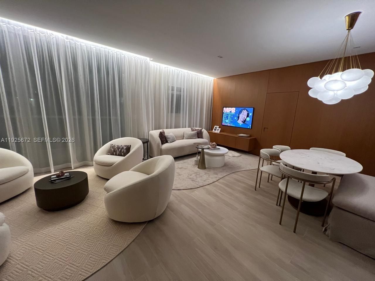 31 SE 5th St, Unit 3921, Miami, FL 33131 Photo