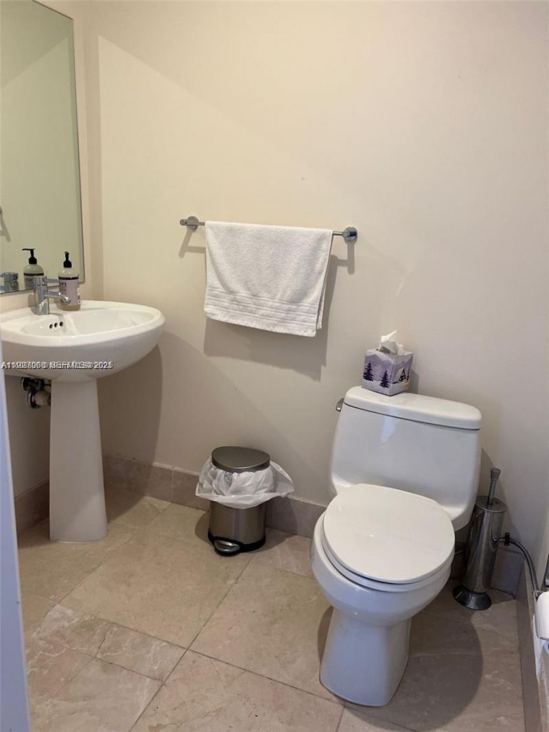 17001 Collins Ave, Unit 1006, Sunny Isles Beach, FL 33160 Photo